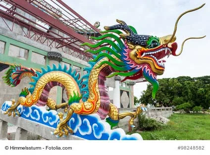 ChinesischerDrache_Artikel_SHotzenköcherle.jpg